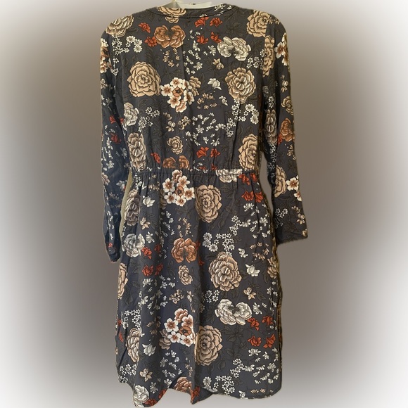 LOFT OUTLET Flower Print Short Dress - Picture 4 of 16